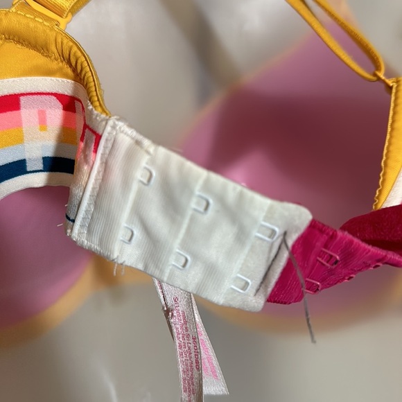 PINK Victoria's Secret Yellow Wear Everywhere T-Shirt Lightly Lined Bra 36D - Picture 12 of 16